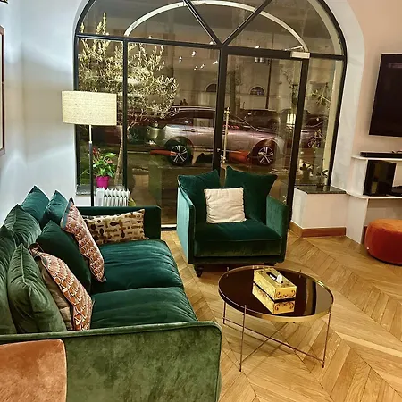 Derby Eiffel Hotel Paris